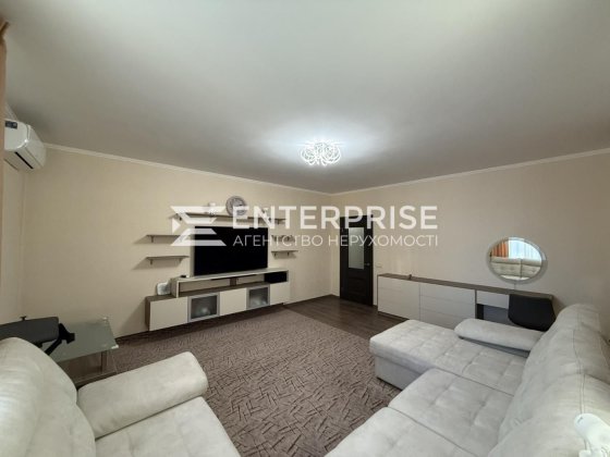 Без комісії! Продаж 2-кімнатна Олевська, 9 Ремонт Новобіличі Метро Киев