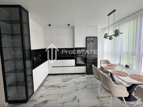 Продаж 3к квартиры 92.5 кв. ЖК "Сирецькі сади" Киев