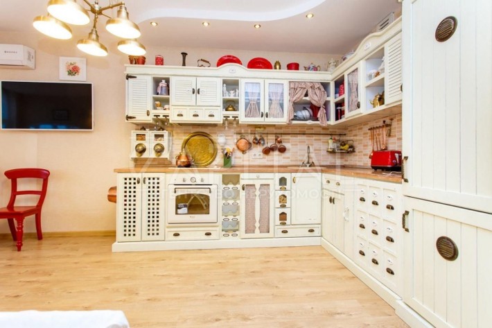 Продаж квартири,  пр-т Леся Курбаса, Святошинський р-н - фото 1