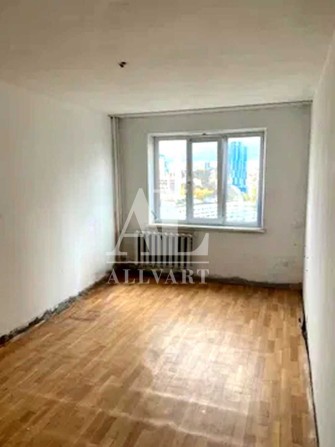 Продається 3-кім квартира біля метро Вокзальна 69м2 - фото 1