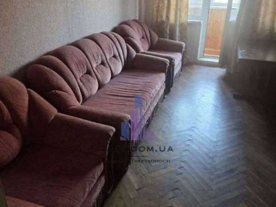 Продаж 2к квартири вул. Миколи Василенка 11. Берестейська