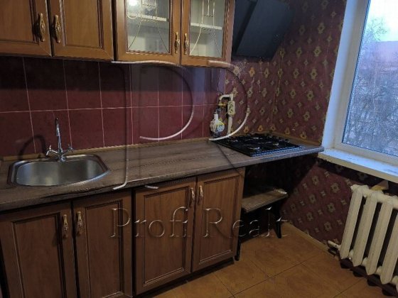 Продаж 2 кімн. квартири Василенко 11,метро Берестейська, Соломянський Киев