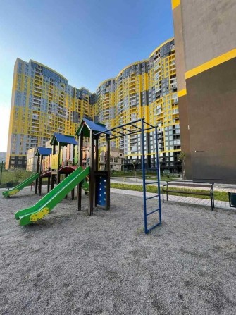 Продаж Квартира ЖК Медовий 42 метра Єоселя Кадетський гай 10 чистова - фото 1