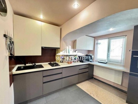 м. Дорогожичі, Сирець, Глушка 4, продаж квартири, Є-відновлення Киев