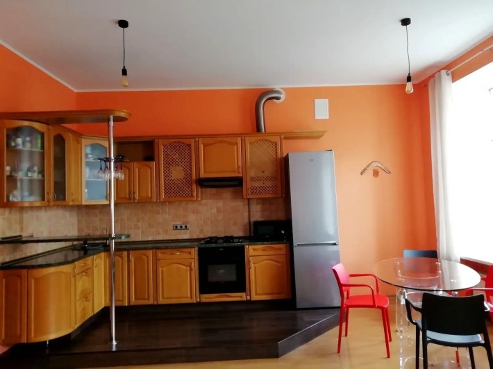 Без комісії, продаж 3-кімнатної квартири, Поділ, вул. Почайнинська, 23 - фото 1