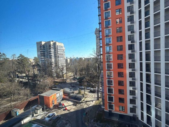 Продам 2-х  кімнатну квартиру в ЖК ЕКО ДРІМ