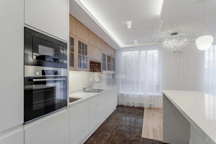 Продаж Квартира 2кім. 85м2 ЖК "Podil Plaza  Residence" Метро Паркінг - фото 1