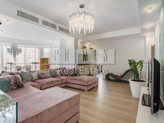 Продаж дворівнева 5к квартира 316м2 ремонт Чорновола 29а Центр Киев