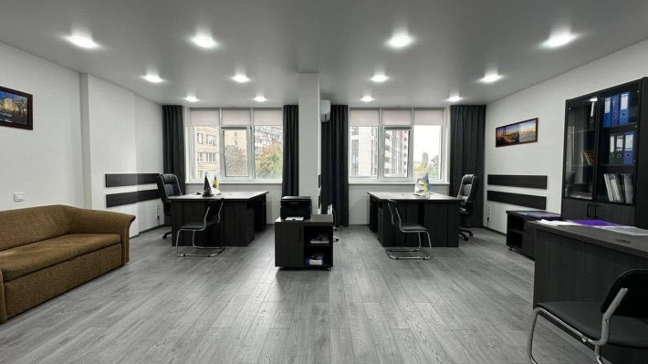 ЖК «Сучасний квартал» 3-к квартира від власника - фото 1