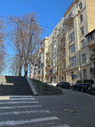 Продам 3-к квартиру вул.Костельна(Костьольна),10 2(7), 90м, 210000дол - фото 1