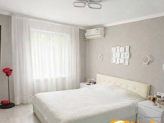 Академмістечко метро Ремонт Газ 3х кімнатна квартира  вул. Єфремова 7 Киев