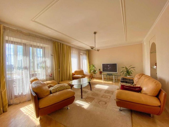 Продаж 4 кімнатної квартири, вулиця Кульпарківська - фото 1