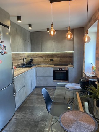 Продаю свою квартиру в Центре - фото 1