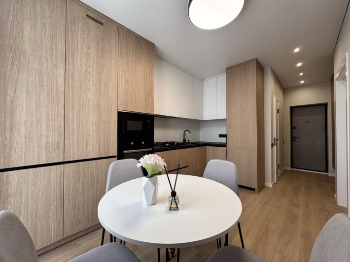 Продаж квартири 34м² з ремонтом і меблями|Петропавлівська Борщагівка - фото 1