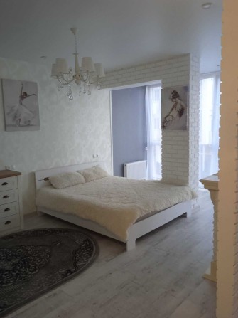 Продам 1 кім. квартиру по Львівській вул. - фото 1