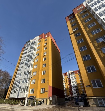 Продаж 2-кім квартири в новобудові з видом на парк по вул. Жасминова - фото 1