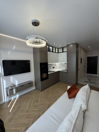 Евродвушка 43 м² с дизайнерским ремонтом | ЖК 66 Жемчужина | KADORR - фото 1