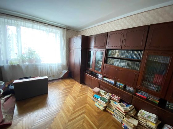 Продаж 3 кім. квартири 87м, 4/9, вул. Благовісного (Никольская), Центр Николаев