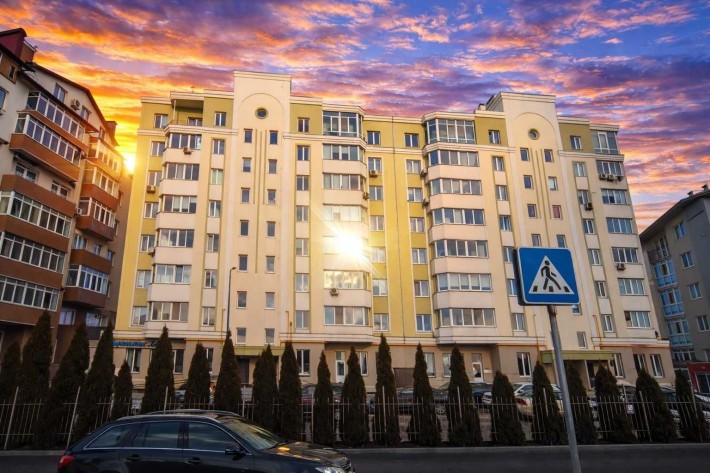 Продам 2х кімнатну квартиру з ремонтом меблями - фото 1