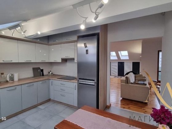 Продаж чотирикімнатної квартири з ремонтом пр.ЧОРНОВОЛА Львов