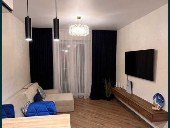 У продажу однокімнатна квартира з ремонтом в ЖК "Віа Рома" на Таїрова Одесса