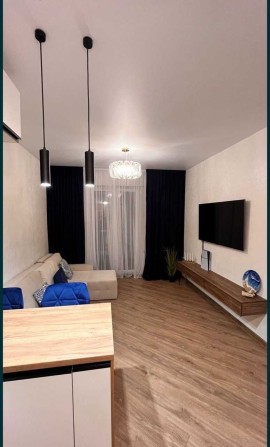 У продажу однокімнатна квартира з ремонтом в ЖК "Віа Рома" на Таїрова - фото 1