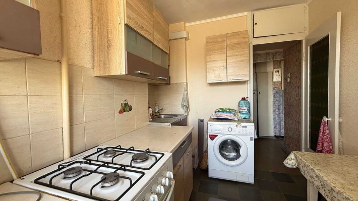 Продаж 2-х кімнатної квартири на 13 Лінії. Четвертий поверх! - фото 1