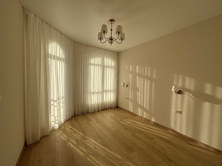 3х ком с ремонтом  ЖК Элегия парк комфортный 4 эт. Дом бизнес класса. - фото 1