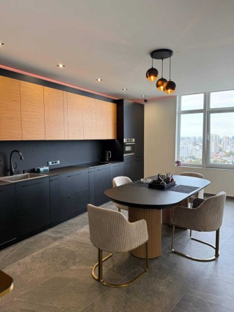 Стильная дизайнерская квартира на ул. Каманина. ЖК 27 Жемчужина! 1N28 - фото 1