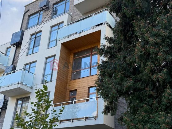 Продаж 2 кім квартира вул. Карманського, р-н Стрийського парку Львів