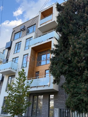 Продаж 2 кім квартира вул. Карманського, р-н Стрийського парку - фото 1