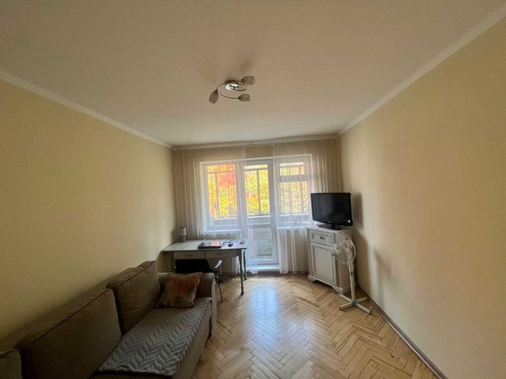 Продаж 3-кімнатної квартири по вул Виговського - фото 1