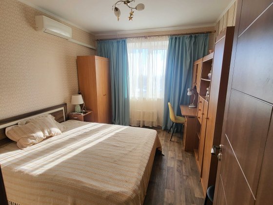 Продам 2 к. квартиру Байрона Новые Дома Коммунальный рынок Харьков