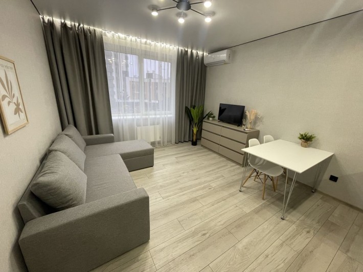 Власник! Продам квартиру студію в жк У Квартал! Новий ремонт - фото 1