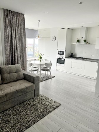 Продаж 1 кв вул  Львовская  1-А с Петропавловская Борщаговка ПРОГРАМИ - фото 1