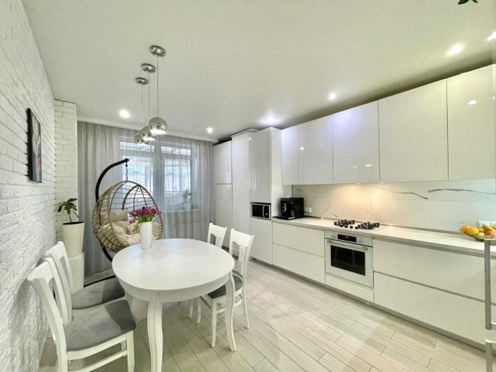 2-кімнатна квартира з терасою в ЖК Аметист, Петропавлівська Борщагівка - фото 1