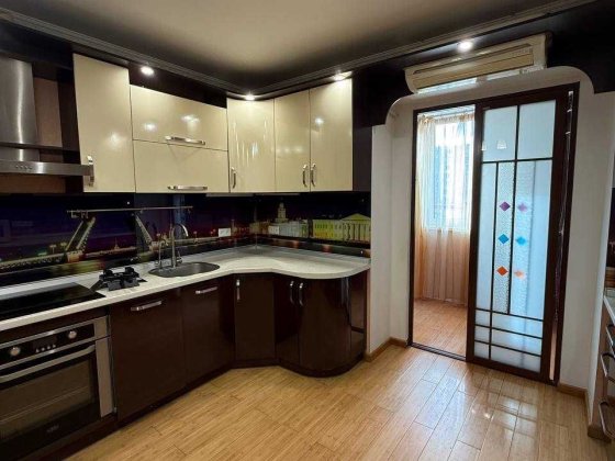 Продам 3-комн квартиру на Говорова !! $1070 за м² !! с видом на море Одесса
