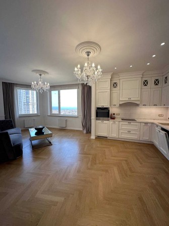 Элитная 3-комнатная с панорамным видом на море и парк Победы - фото 1