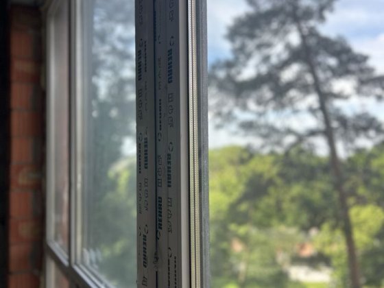 Продам  2-х кімнатну квартиру- 96 м2   метро Житомирська(єОселя )