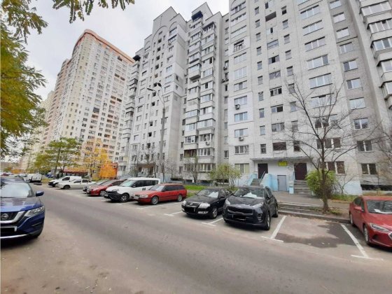 Продаж 2-рівневої квартири 197 кв.м. на Новобіличах