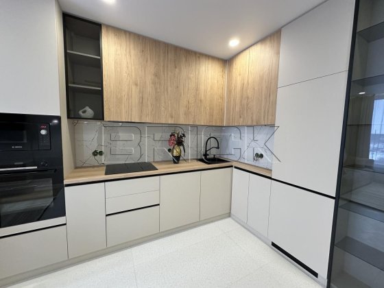 ЖК Варшавський 3 Олександра Олеся 27а Київ