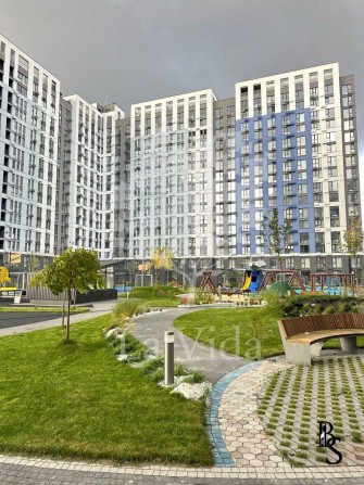 Ексклюзивна однокімнатна квартира в Скай Авеню Sky Avenue Окленд - фото 1