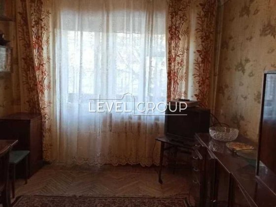 Продаж трикімнатної квартири Центр Солом'янський Київ