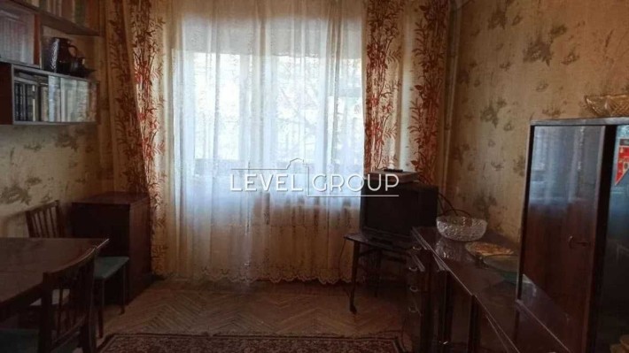 Продаж трикімнатної квартири Центр Солом'янський - фото 1