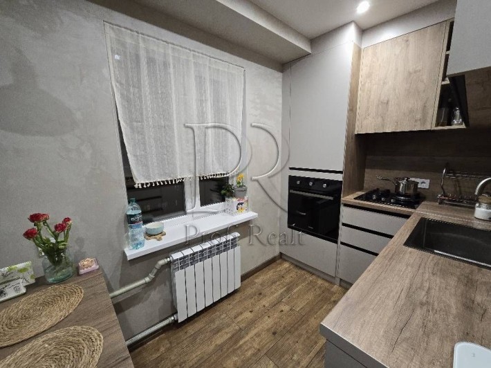 Продаж 2 кімн. квартири біля метро вулиця Глаголевих Родини 12А - фото 1