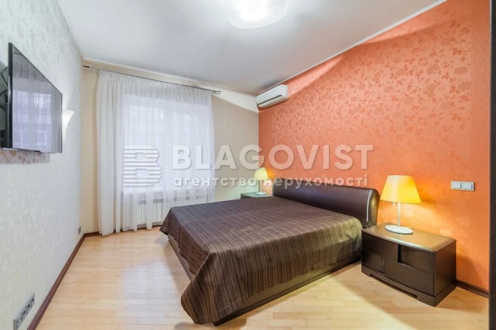 Продається 3к квартира вул Дмитрівська 69 Шевченківський  район - фото 1
