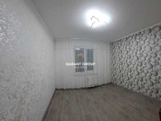 Двокімнатна квартира на Таїрова