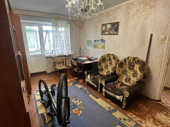 Продам двокімнатну квартиру по вул. Молодогвардійській Миколаїв