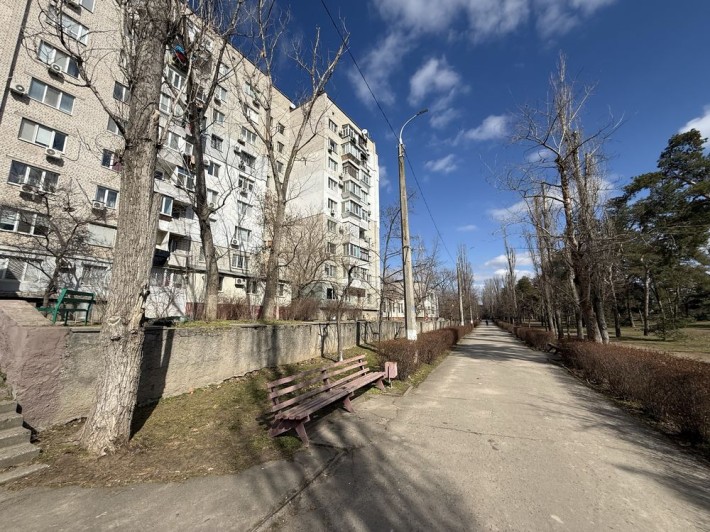Продаю добротную однушку, парк Лески ‼️ - фото 1