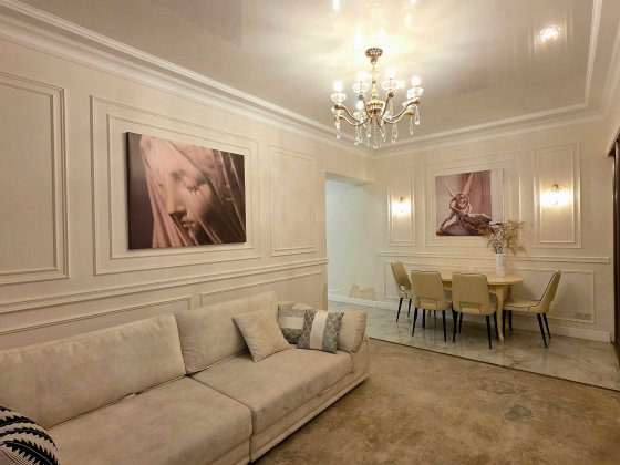 DC S4 Продам 2 комнатная квартира сталинка Центр Пл.Павловская 2 Харьков